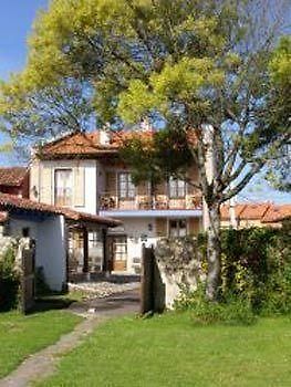 Hotel Rural Cuartamenteru Poo De Llanes Eksteriør bilde