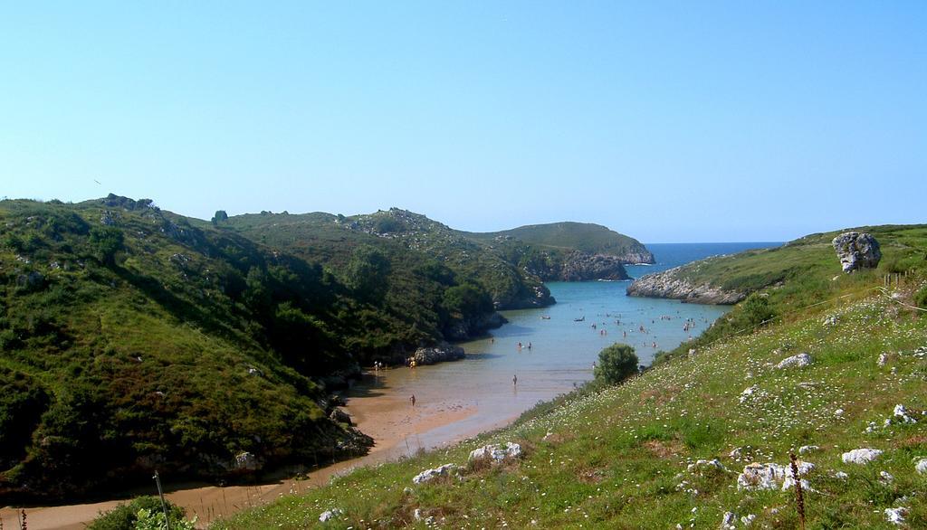 Hotel Rural Cuartamenteru Poo De Llanes Eksteriør bilde