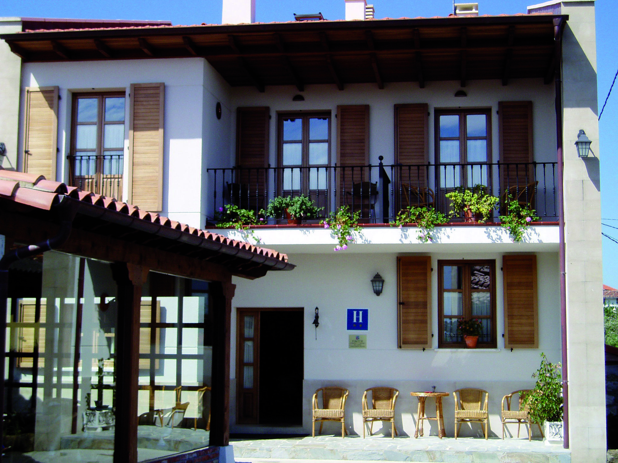 Hotel Rural Cuartamenteru Poo De Llanes Eksteriør bilde