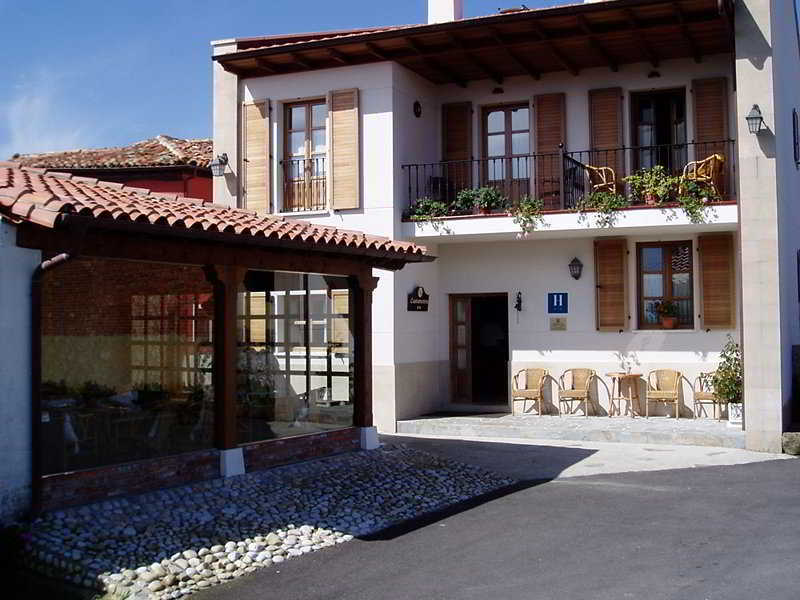 Hotel Rural Cuartamenteru Poo De Llanes Eksteriør bilde