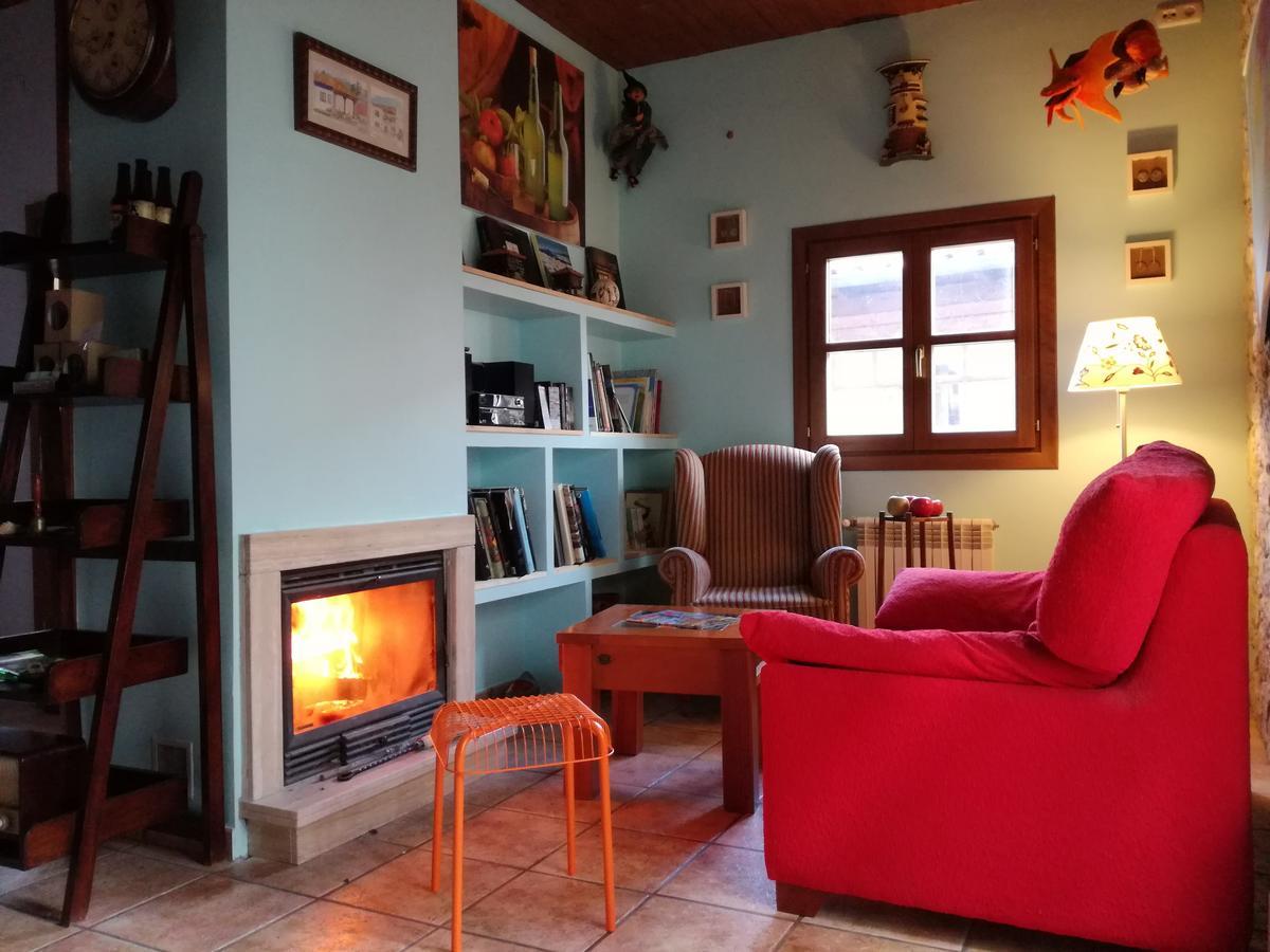 Hotel Rural Cuartamenteru Poo De Llanes Eksteriør bilde